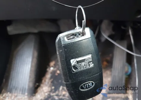 2015 Kia Soul из США, поврежденный, VIN KNDJN2A21F7146392